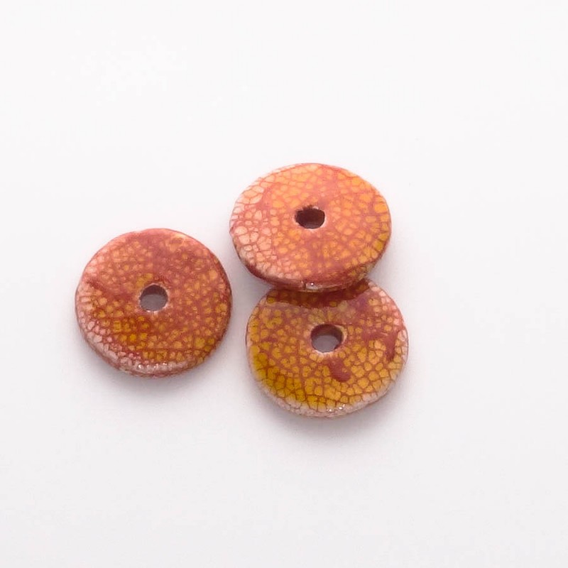 Perles en céramique : donuts