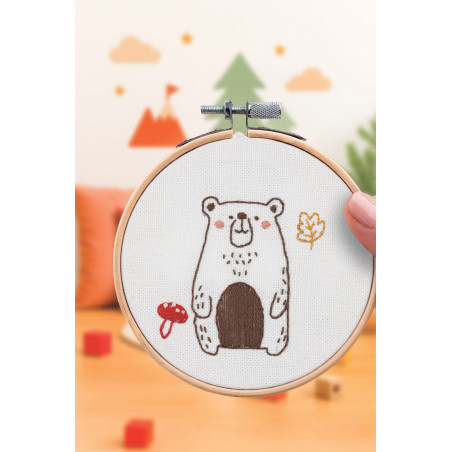 K-0135 - Broderie décorative - Ours - French Kit  K-0135 - Broderie décorative - Ours - French Kit